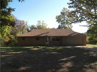 14761 N Steward Rd, Siloam Springs, AR 72761