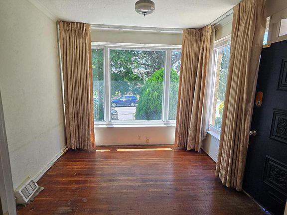3rd image of 7819 Michener Ave
