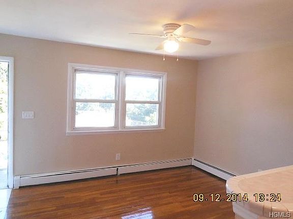 3rd image of 143 Bushey Ave