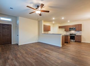 601 Blackland Dr, Venus, TX 76084