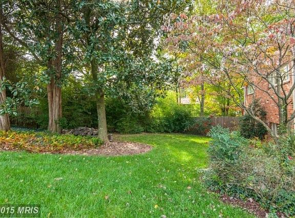 4th image of 4036 Justine Dr