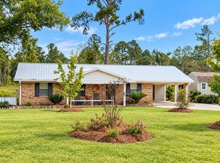 764 Hillcrest Rd, Douglas, GA 31533