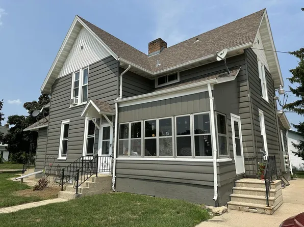 204 Park AVENUE, Waupun, WI 53963