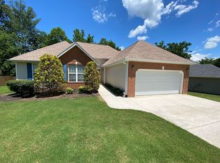 8405 Shadetree Ln, Ooltewah, TN 37363