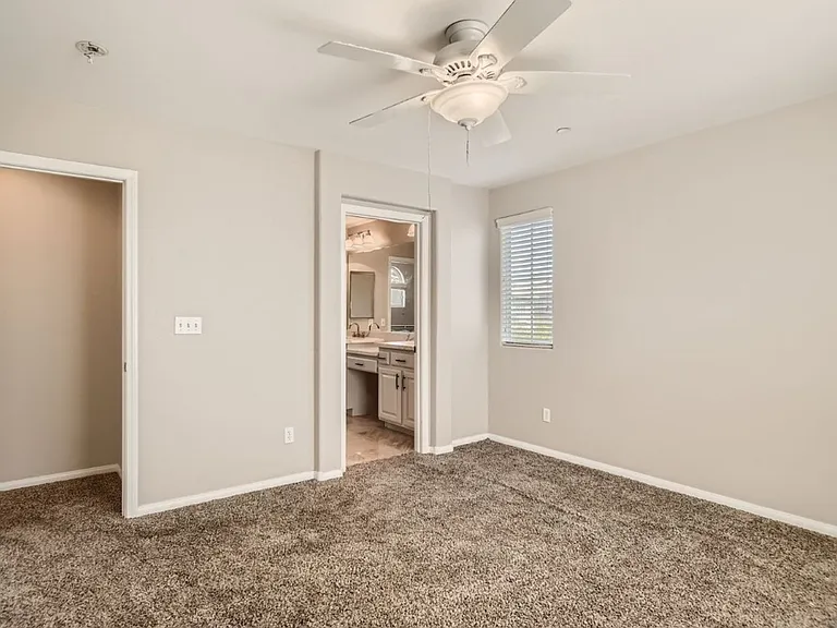 4782 Manderston Ct — Photo 9