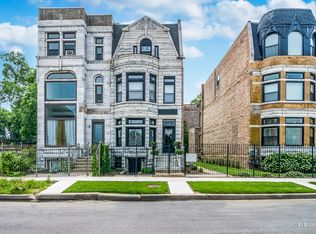 205 E 50th St #205, Chicago, IL 60615