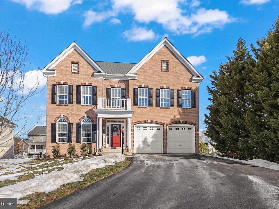 1st image of 16128 Hinman Pl