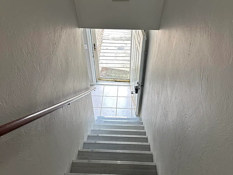 354 Hayden Rd — Photo 7