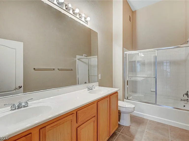 2305 W Horizon Ridge Pkwy #2423 — Photo 23