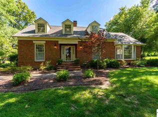 1537 Wiswell Rd W, Murray, KY 42071