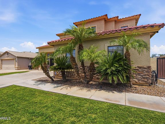 4th image of 3644 E DEL RIO Street