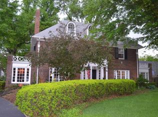 1831 Roxbury Rd, Columbus, OH 43212