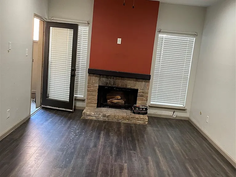 10053 Westpark Dr #325 — Photo 6