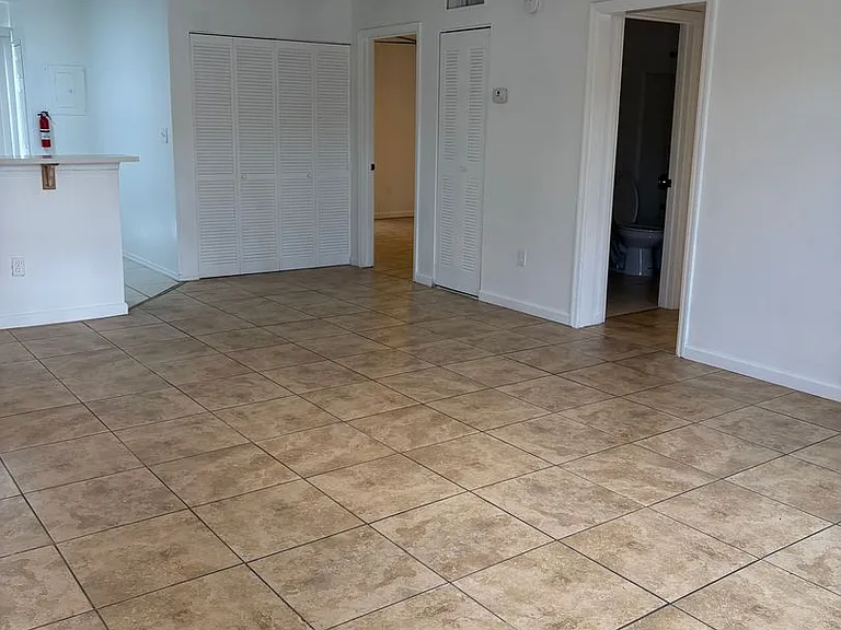 3651 N Goldenrod Rd #A104 — Photo 2