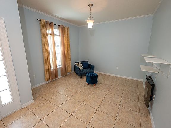 5th image of 6125 Merrifield Dr