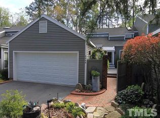 6906 Hunters Way, Raleigh, NC 27615