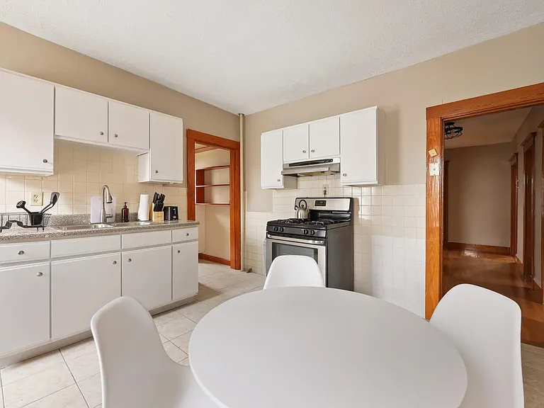 11 Baird St #2 — Photo 4