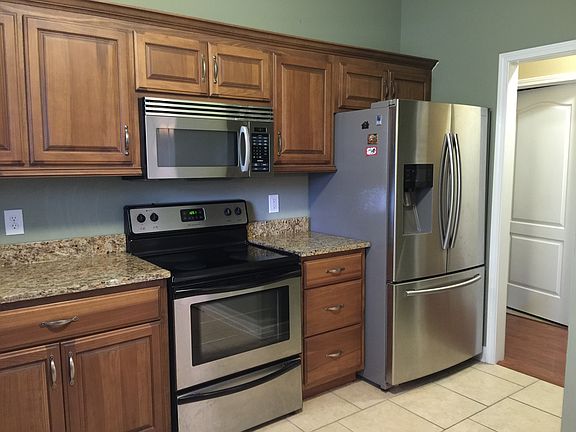 3rd image of 4378 Scottish Dr