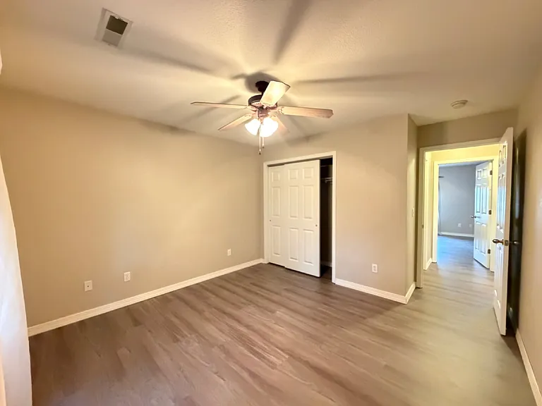 285 Willowbrooke — Photo 17