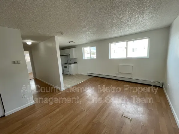 1622 Alton St APT 202, Aurora, CO 80010