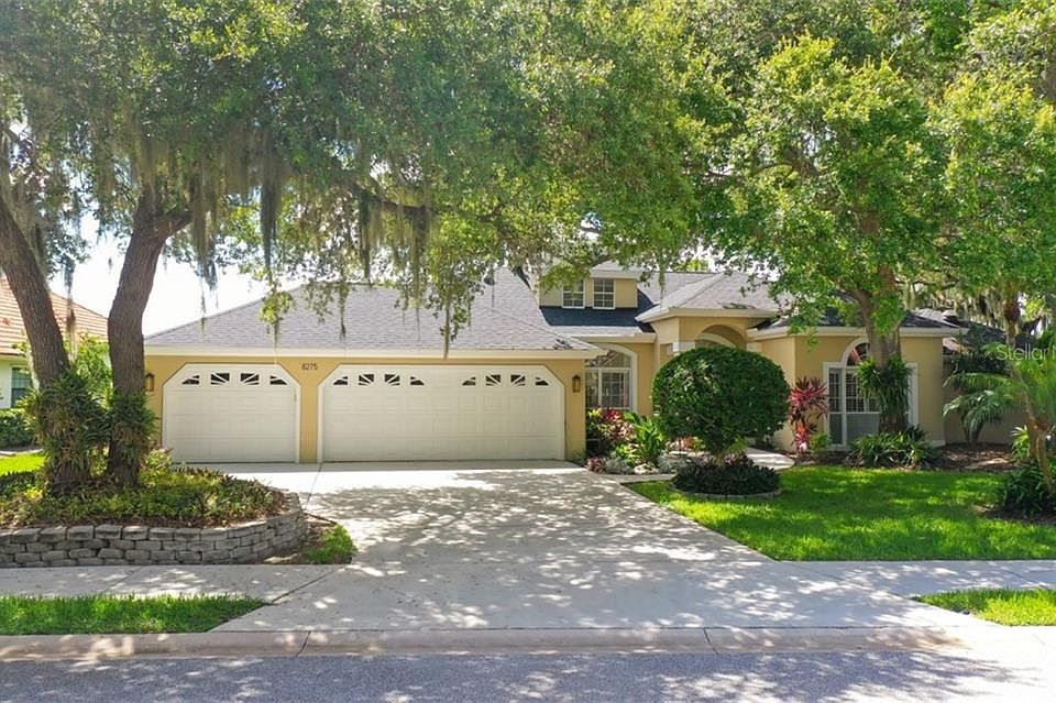 1st image of 8275 Cypress Hollow Dr
