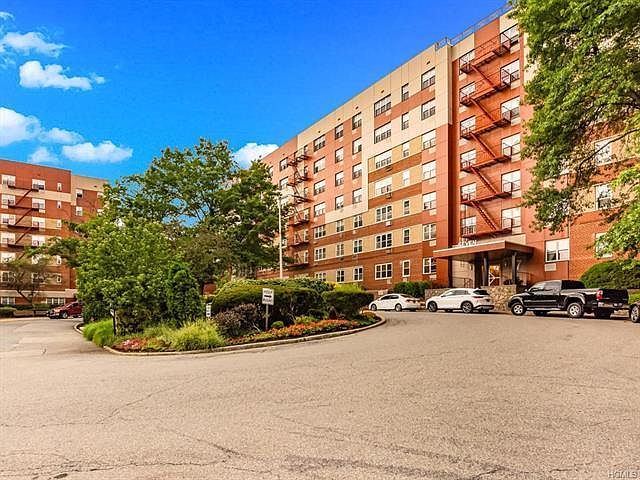 1st image of 7 Balint Dr APT 211