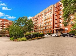 7 Balint Dr APT 211, Yonkers, NY 10710