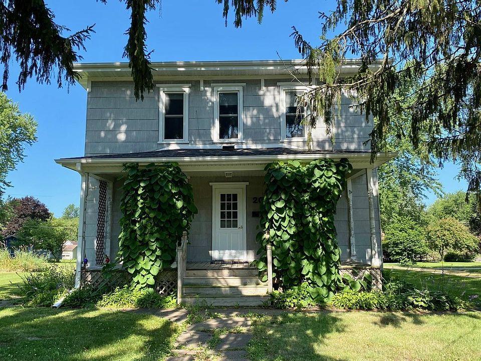 1st image of 20 Grand Ave