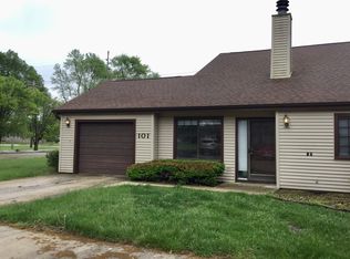 101 Willow View Ct #101, Urbana, IL