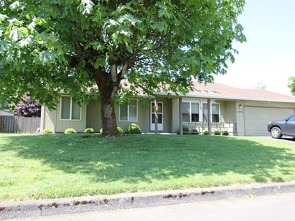 2nd image of 13106 NE 6th Ct