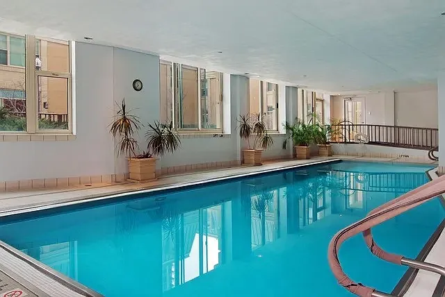 1 bed, 1.5 bath, 1000 sqft, $3,125 — Photo 3