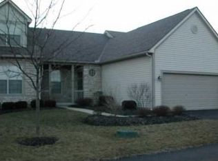 169 Pebble Creek Dr, Pataskala, OH 43062