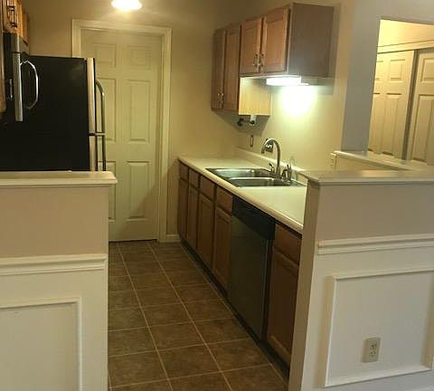 5th image of 7341 Chatham Ct APT D