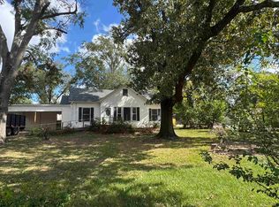 1204 Kilgore Dr, Henderson, TX 75652