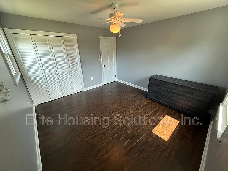820 N 16th St — Photo 14