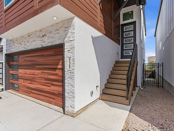 3rd image of 20675 Huebner Road #535