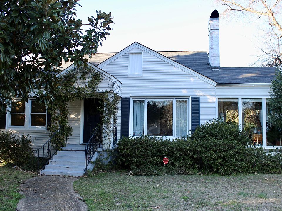 1st image of 14 Frederick Dr