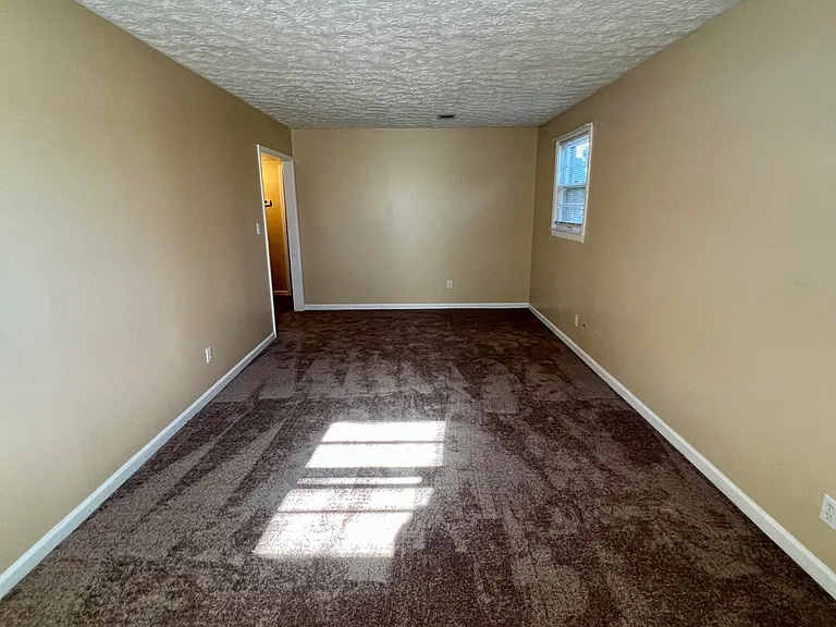 3327 Wood Valley Ct — Photo 5
