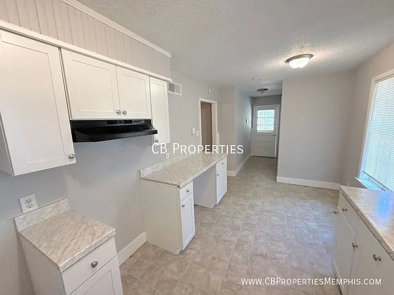 4580 Cottonwood Rd — Photo 3