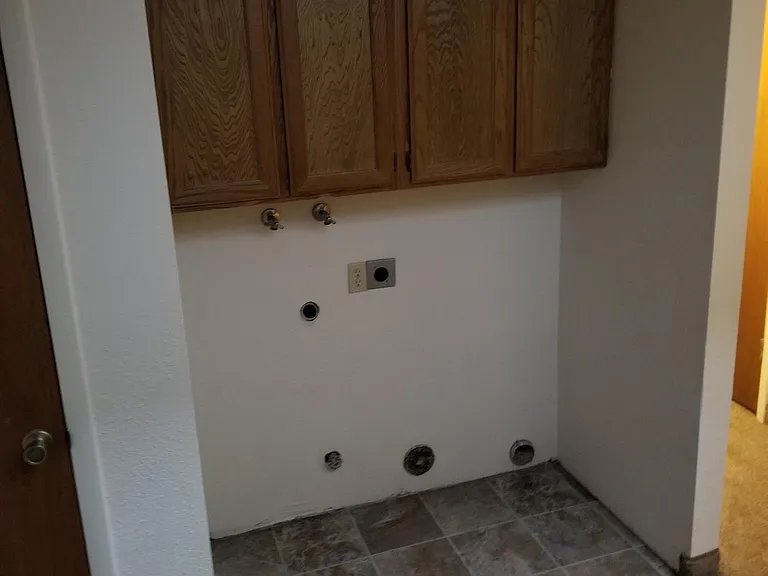 423 N Cedar Blvd — Photo 5