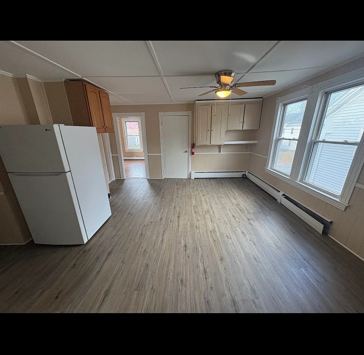 3 bed, $1,500 — Photo 3