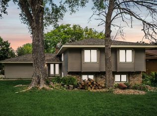 13990 Holyoke Path, Apple Valley, MN 55124