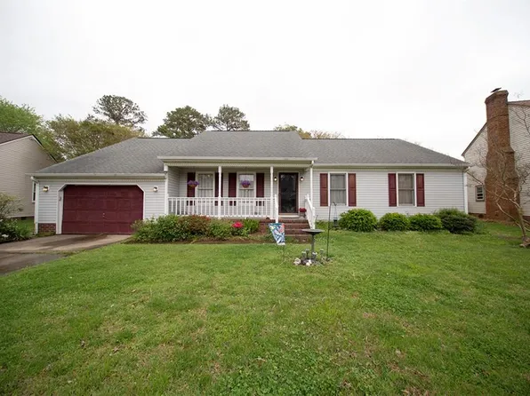 313 Rio Dr, Chesapeake, VA 23322
