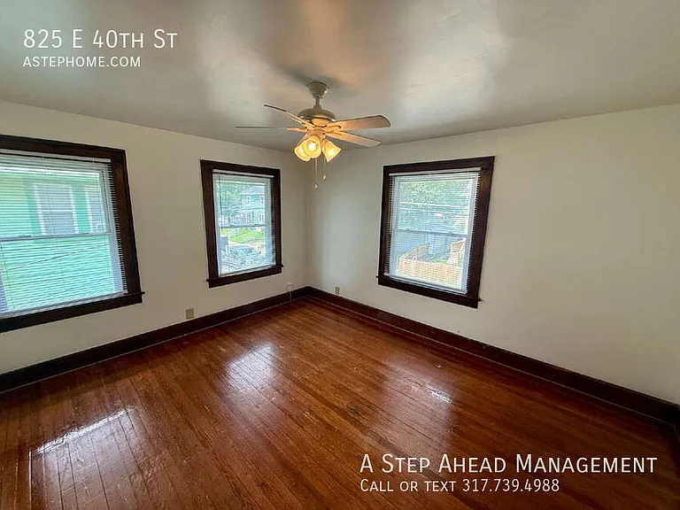 825 E 40th St — Photo 5