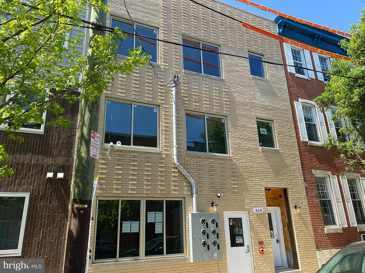 Building Photo - 616 N 40th St #B