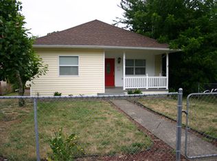 321 N 8th St, Cottage Grove, OR 97424