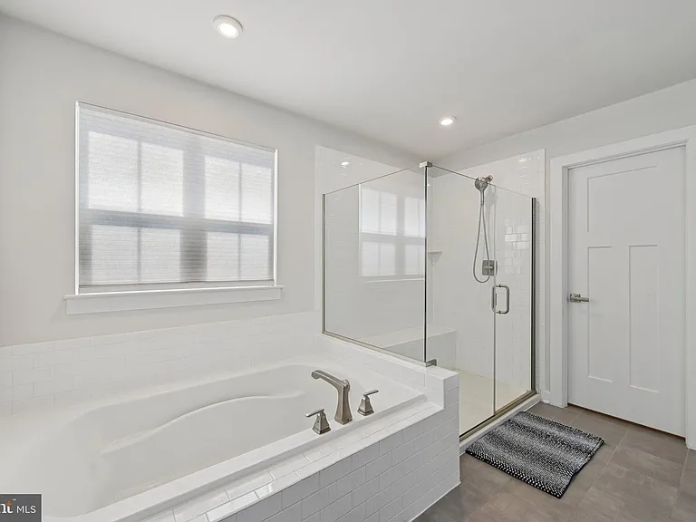 5830 Barts Way — Photo 50