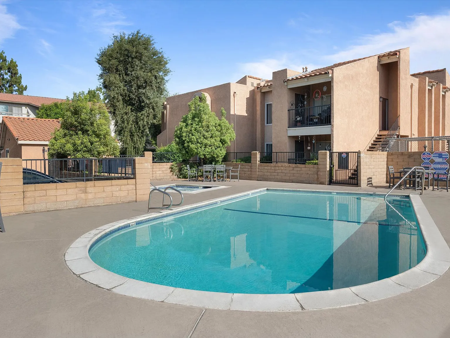 Ironwood Apartments — Photo 4