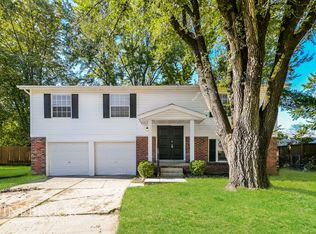 2367 Periwinkle Ct, Florissant, MO