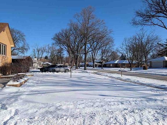 4th image of 20724 Thornwood Dr